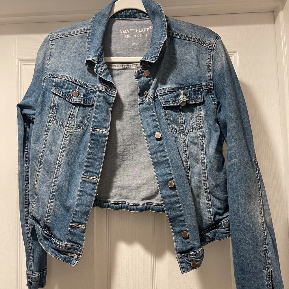 💓Velvet Heart Jean Jacket💓
